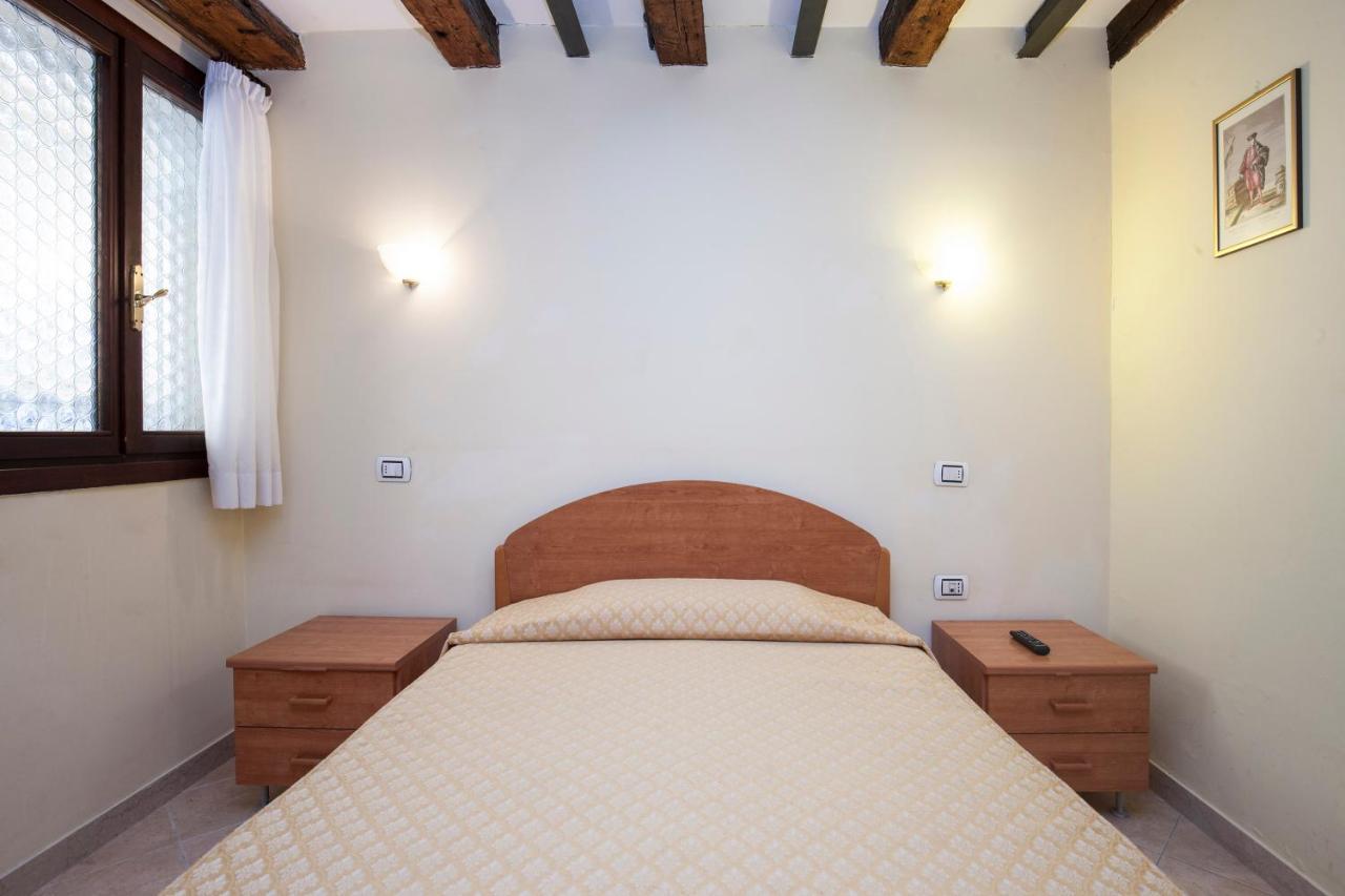 Single Room,1362783755:JPEG